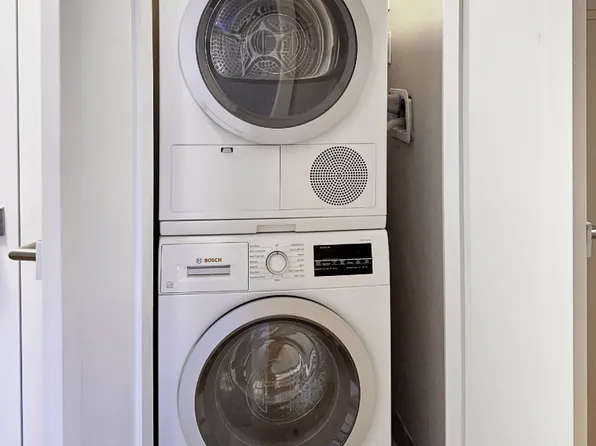 310 Greenwich Street image 7 of 12