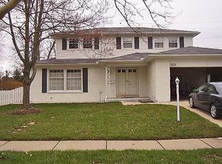 3300 Bluett Dr, Ann Arbor, MI 48105