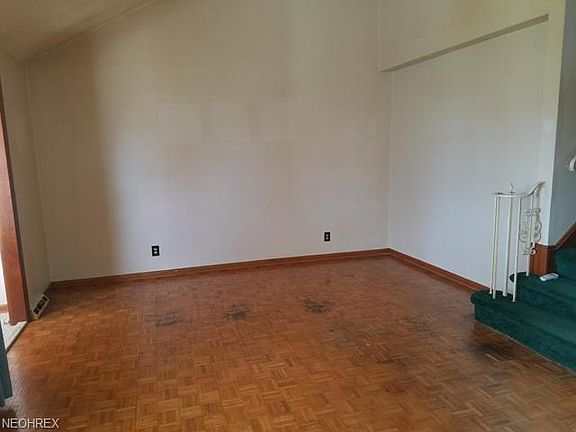 4th image of 25555 Country Club Blvd Unit 3