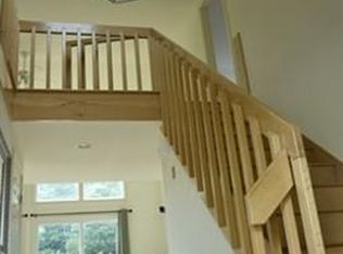 3 W Whitehall Rd, Amesbury, MA 01913