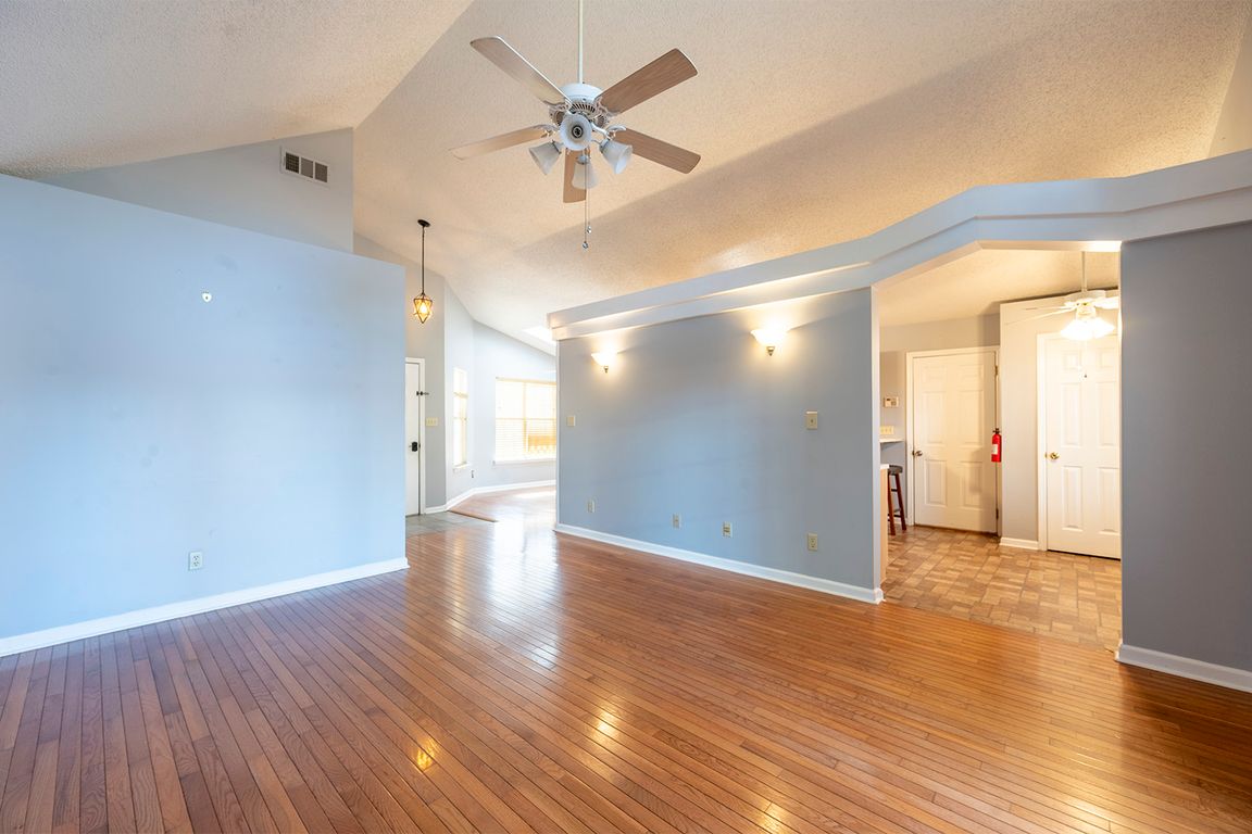 next background image