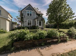 419 Stuart Ave, Crookston, MN 56716
