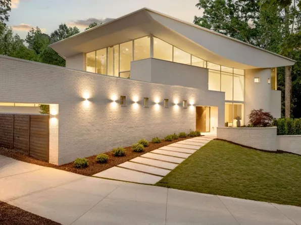 3619 Ivy Rd NE, Atlanta, GA 30342