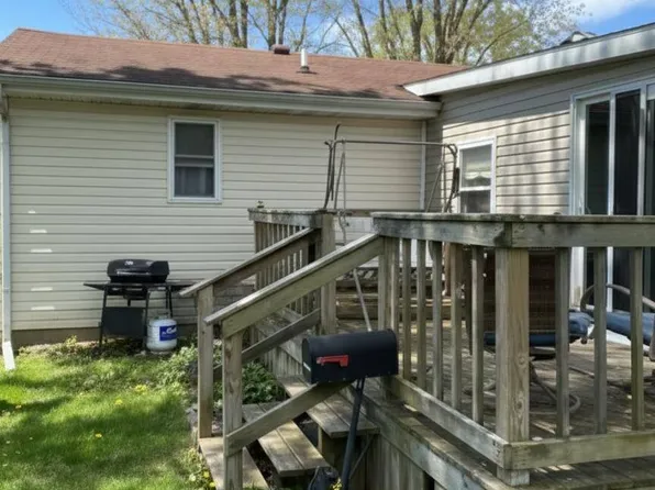 403 S Vine St, Fountain City, IN 47341