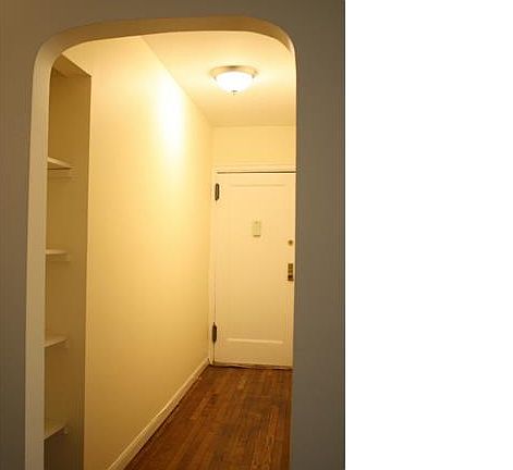 2nd image of 7 Greenridge Ave APT 5B