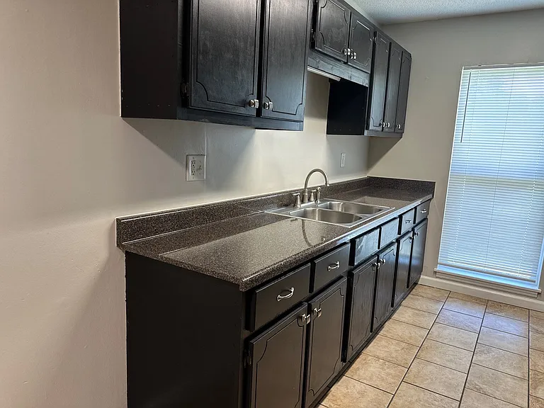 32 Markwest Cv #L — Photo 2