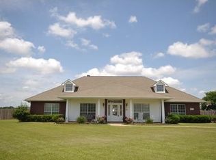 1694 N Crestview Dr, Lake Charles, LA 70605