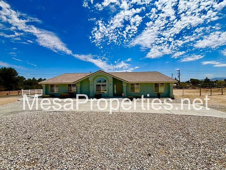 15185 Osceola Rd — Photo 3