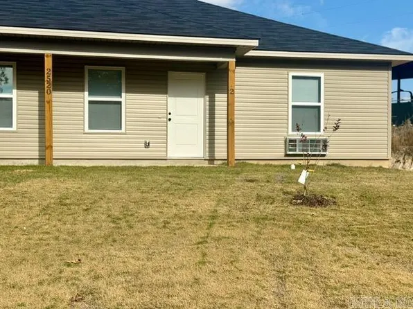 2520 Hurricane Lake Rd, Bryant, AR 72019