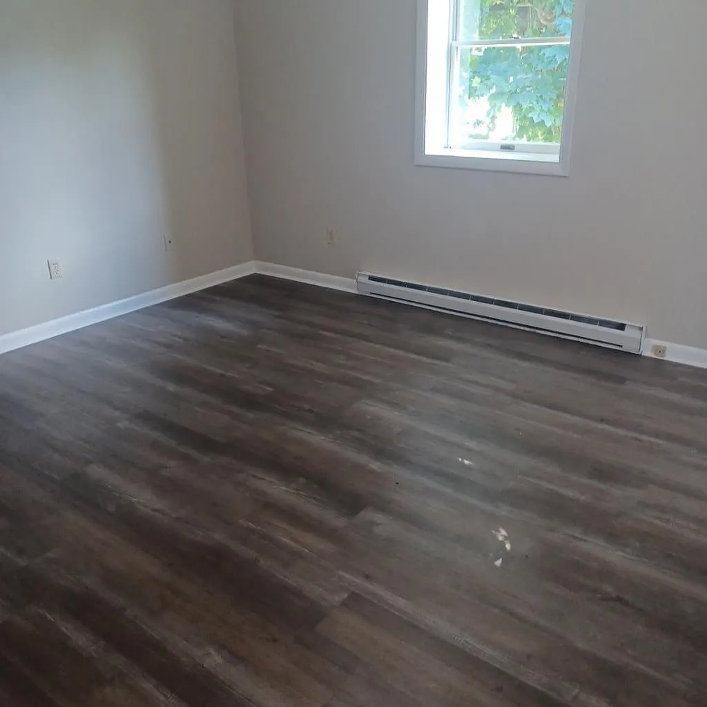 2 bed, $1,300 — Photo 3