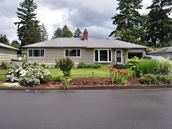 2nd image of 801 SE 103rd Ave