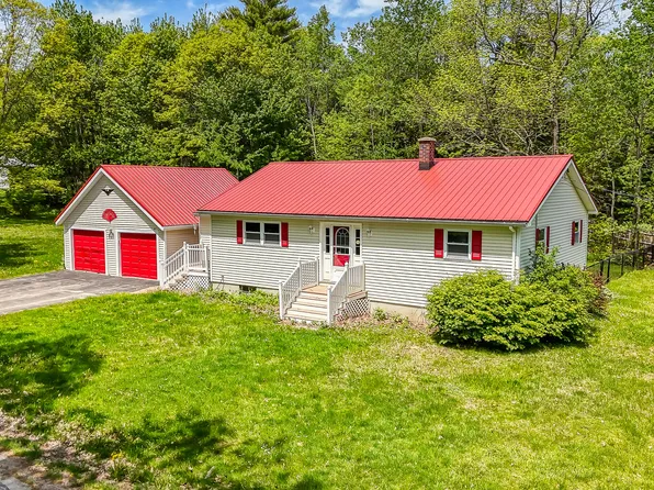 40 Lyons Road, Manchester, ME 04351