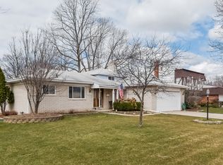 15325 Knolson St, Livonia, MI 48154