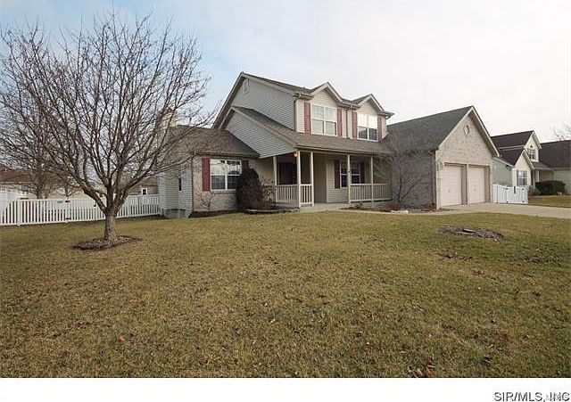 1st image of 1215 Antique Ln