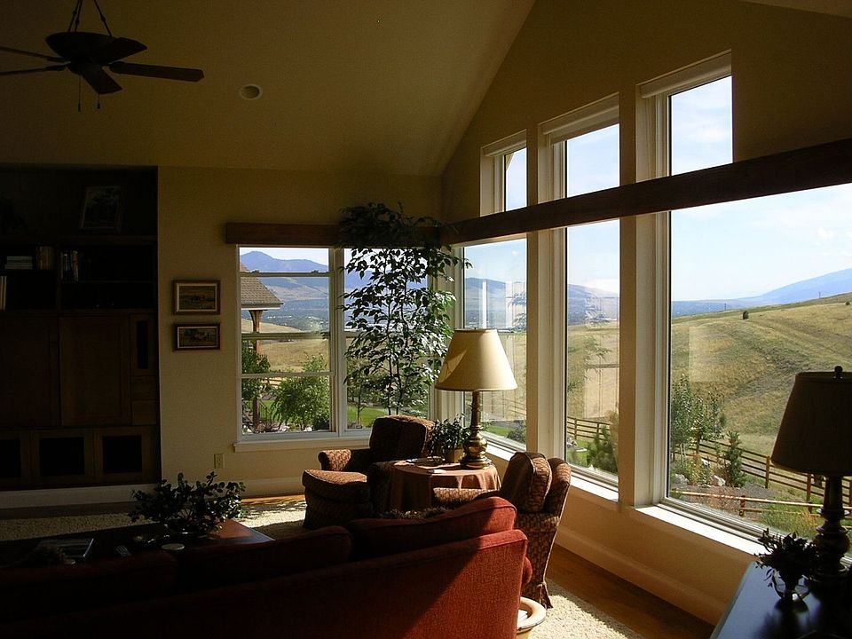 2nd image of 2707 Pinnacle Pl