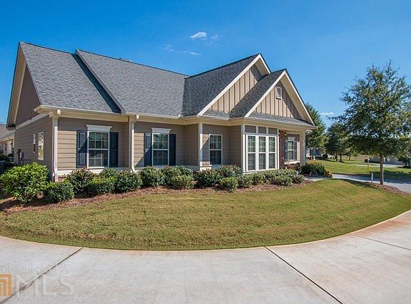 4th image of 625 Aunt Lucy Ln SW Ste 24