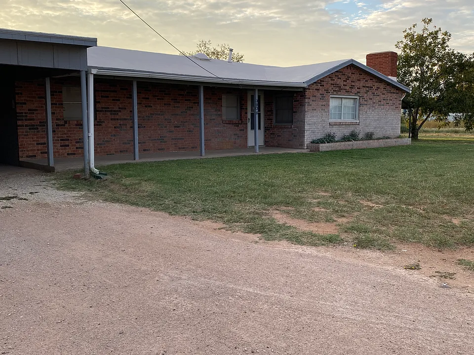 3908 S County Road 1192