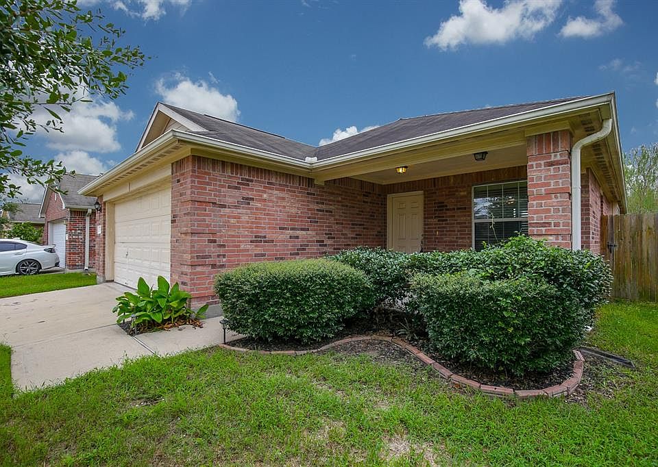 1st image of 19415 Mystic Cypress Dr