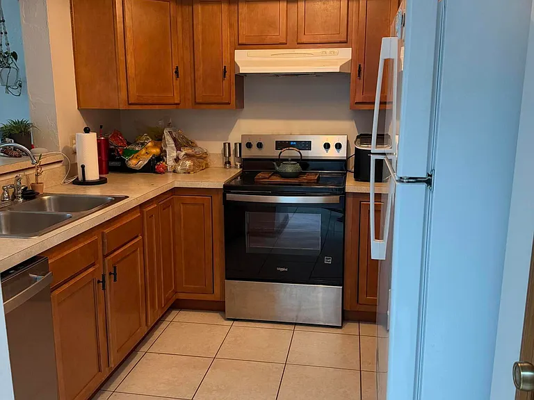 2368 Bitternut Way — Photo 4