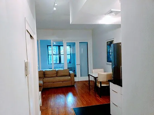 Rented by Triplemint | media 9