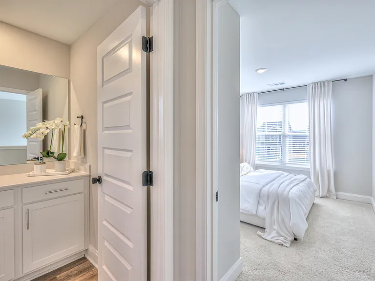 2762 Residences — Photo 45