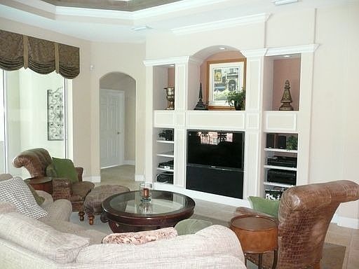 5th image of 1712 Dover Hill Dr