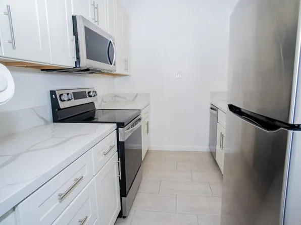 2200 Agnew Rd APT 318, Santa Clara, CA 95054