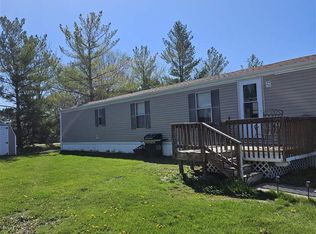 249 Golfview Ct, North Liberty, IA 52317
