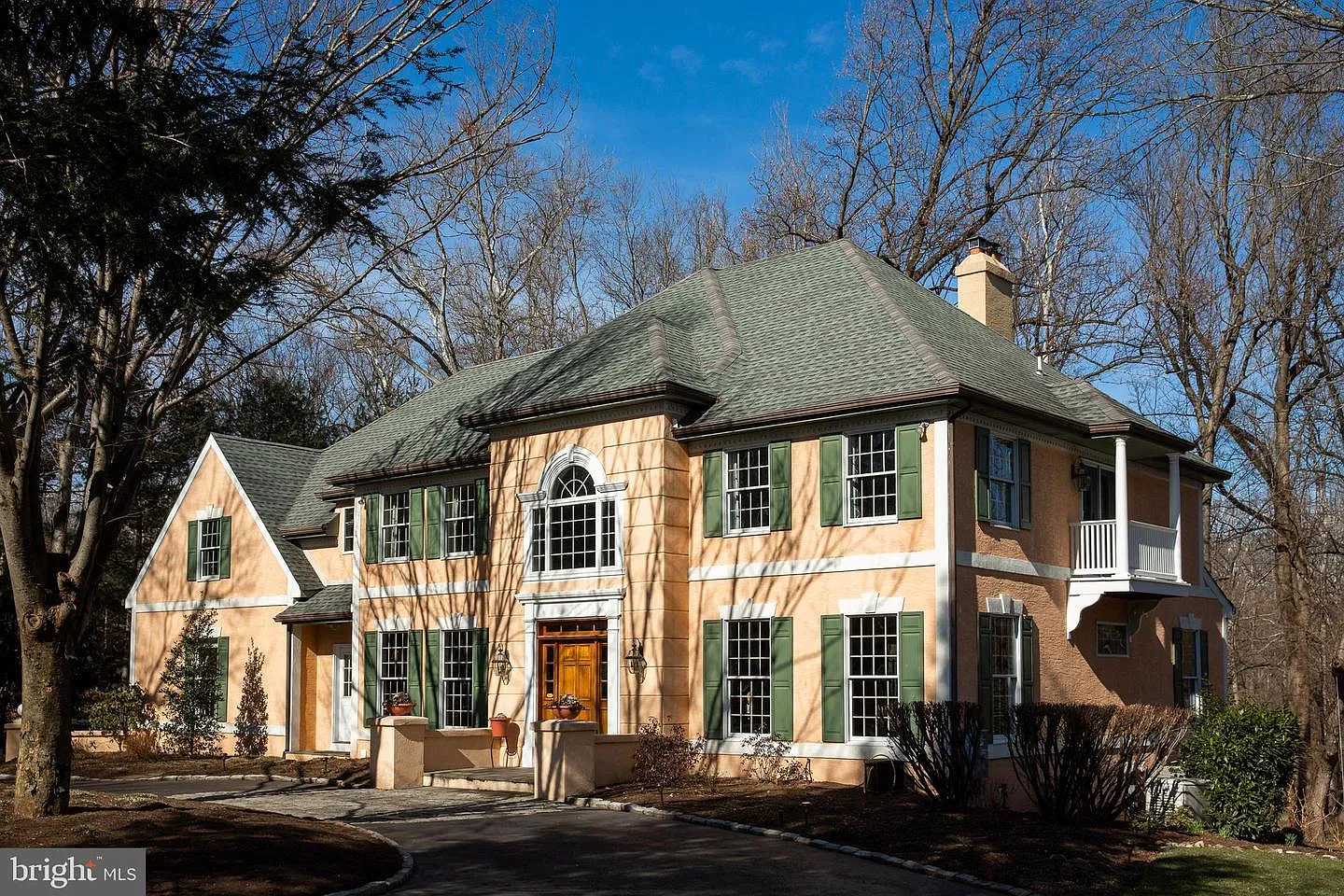1584 River Rd photo 1