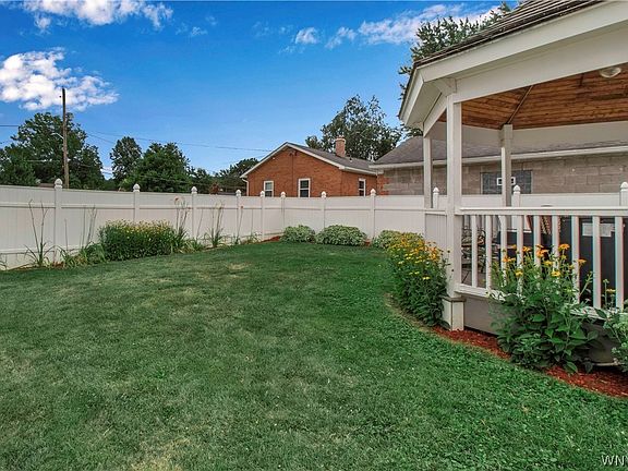 3rd image of 56 Creekward Dr