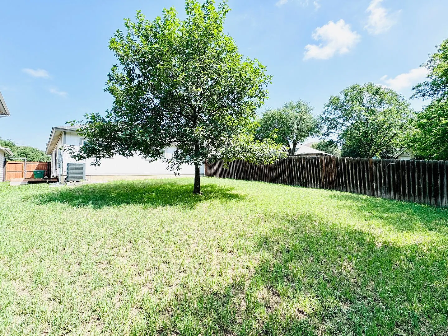 A Stylish Retreat in San Antonio, Texas- *$1,395.00 a month* — Photo 2