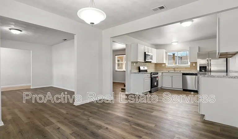3201 Bruno Dr — Photo 7