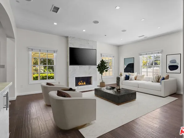 191 S Gardner St, Los Angeles, CA 90036