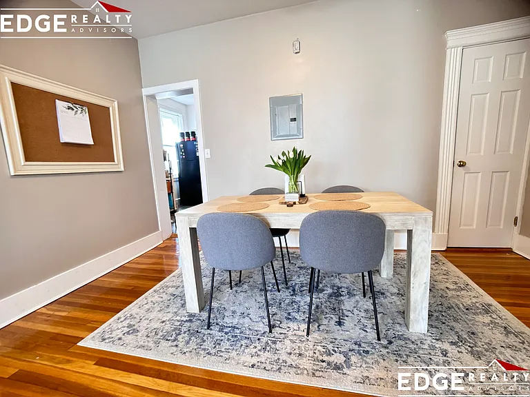16 Fuller St #5 — Photo 5
