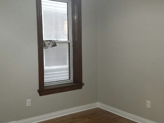 4th image of 3432 N Keeler Ave #1
