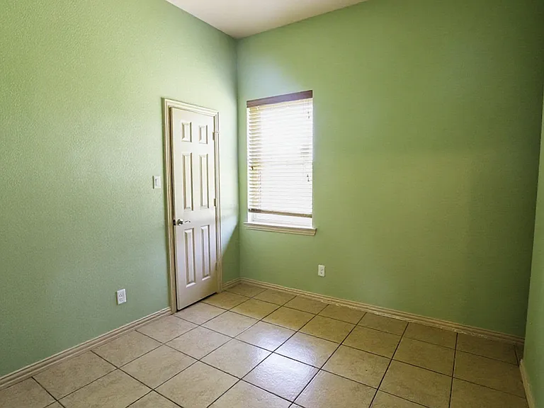 234 Bayne Rd #B — Photo 10