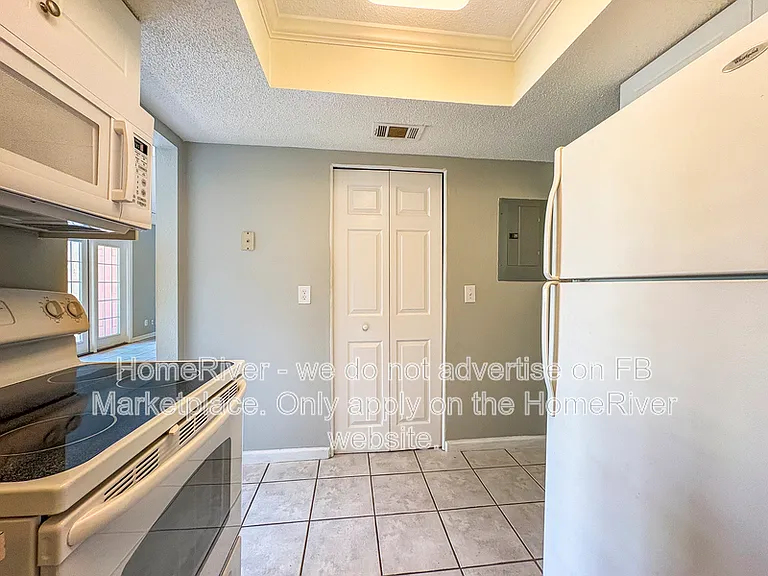 6519 Valerosa Ct #8 — Photo 15