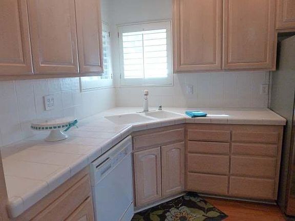 3rd image of 3660 Willowood Dr