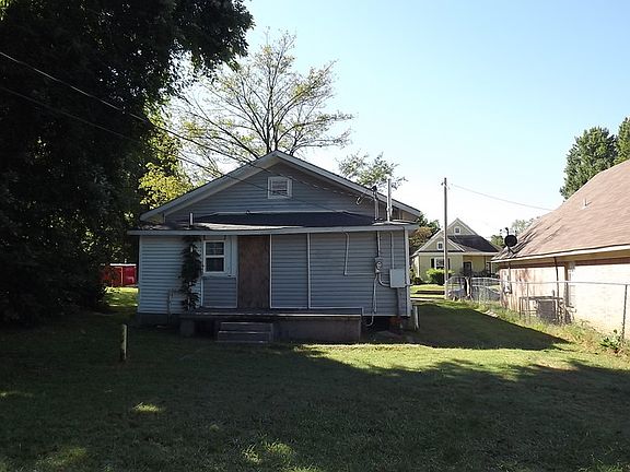 4th image of 944 Nefler Ave