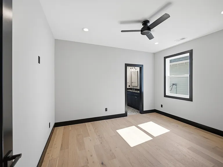 1712 Straightway Ave — Photo 31