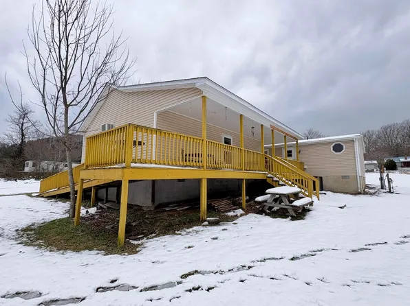 2618 Mount Torrey Rd, Lyndhurst, VA 22952