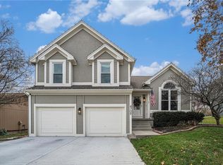 4709 NW 90th St, Kansas City, MO 64154