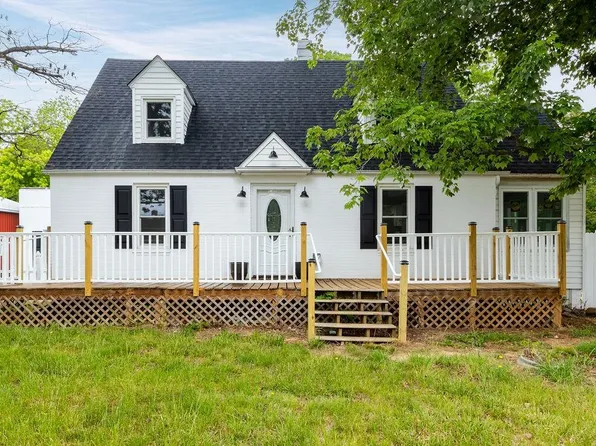 14372 S East Side Hwy, Grottoes, VA 24441