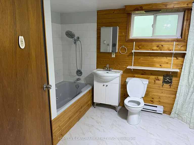 174 Colborne St W — Photo 5