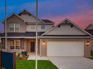 712 Ray St, Sherman, TX 75090