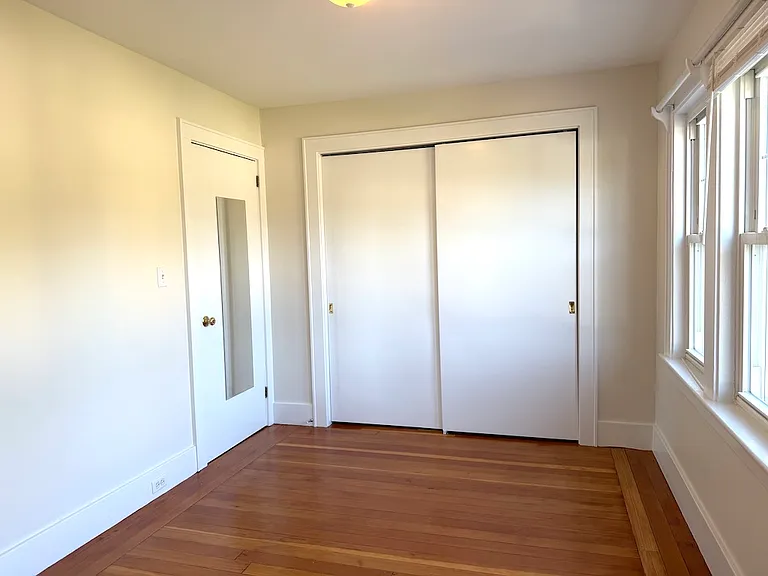 34 Caswell Ave — Photo 15