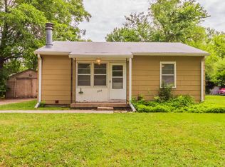 2204 Green Ave, Manhattan, KS 66502
