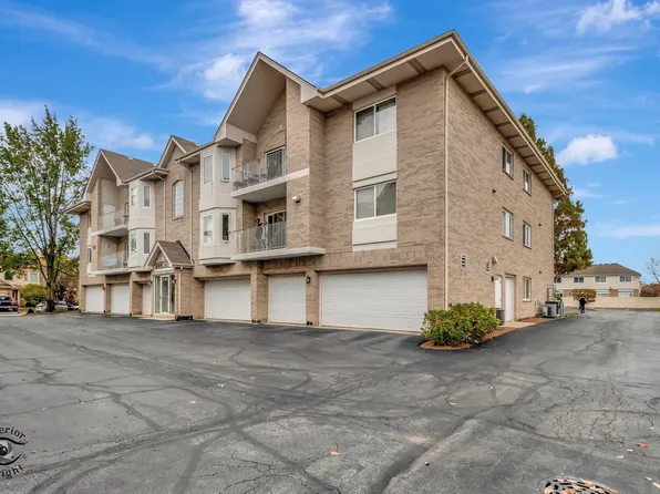 5311 W Mint Julip Dr APT 302, Alsip, IL 60803
