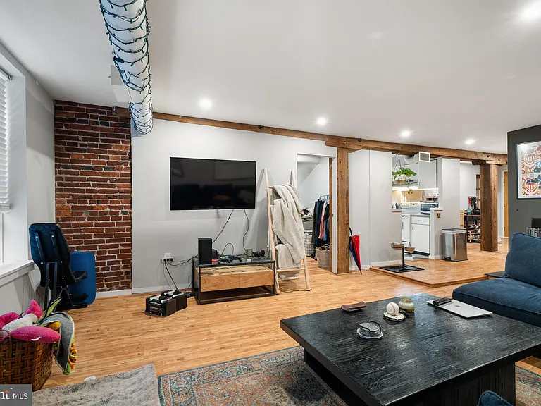 114 Naudain St #18-C — Photo 23