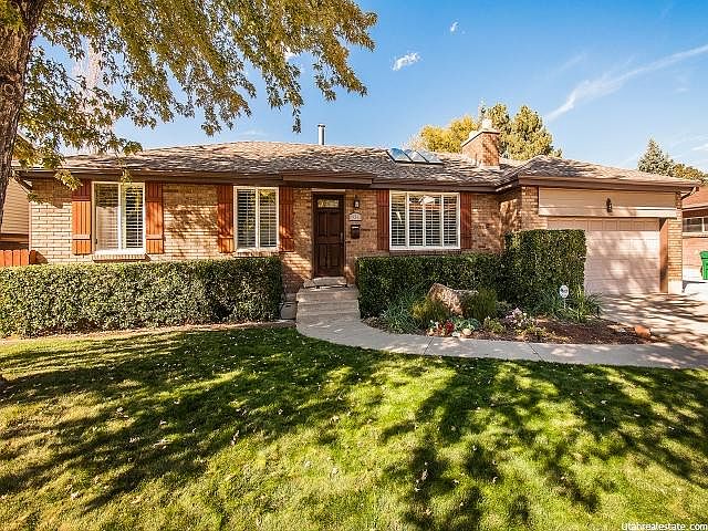 1st image of 2415 E Cinnabar Ln